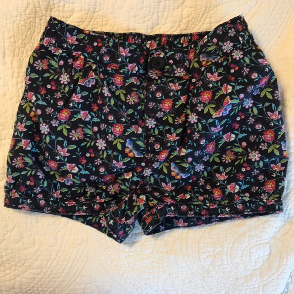 EUC girls shorts. 5T - Picture 4 of 8
